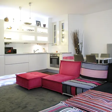 La Bruyere St George Citycosy *