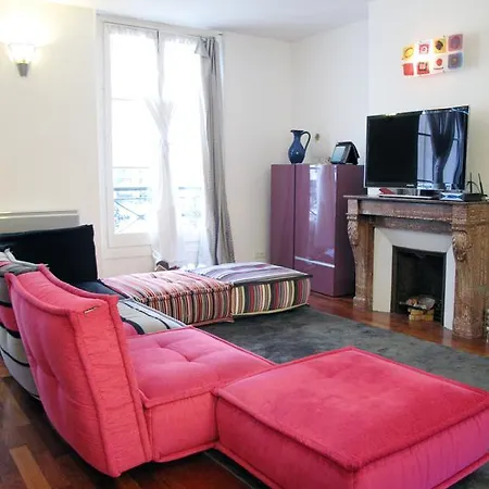 La Bruyere St George Citycosy Apartment *